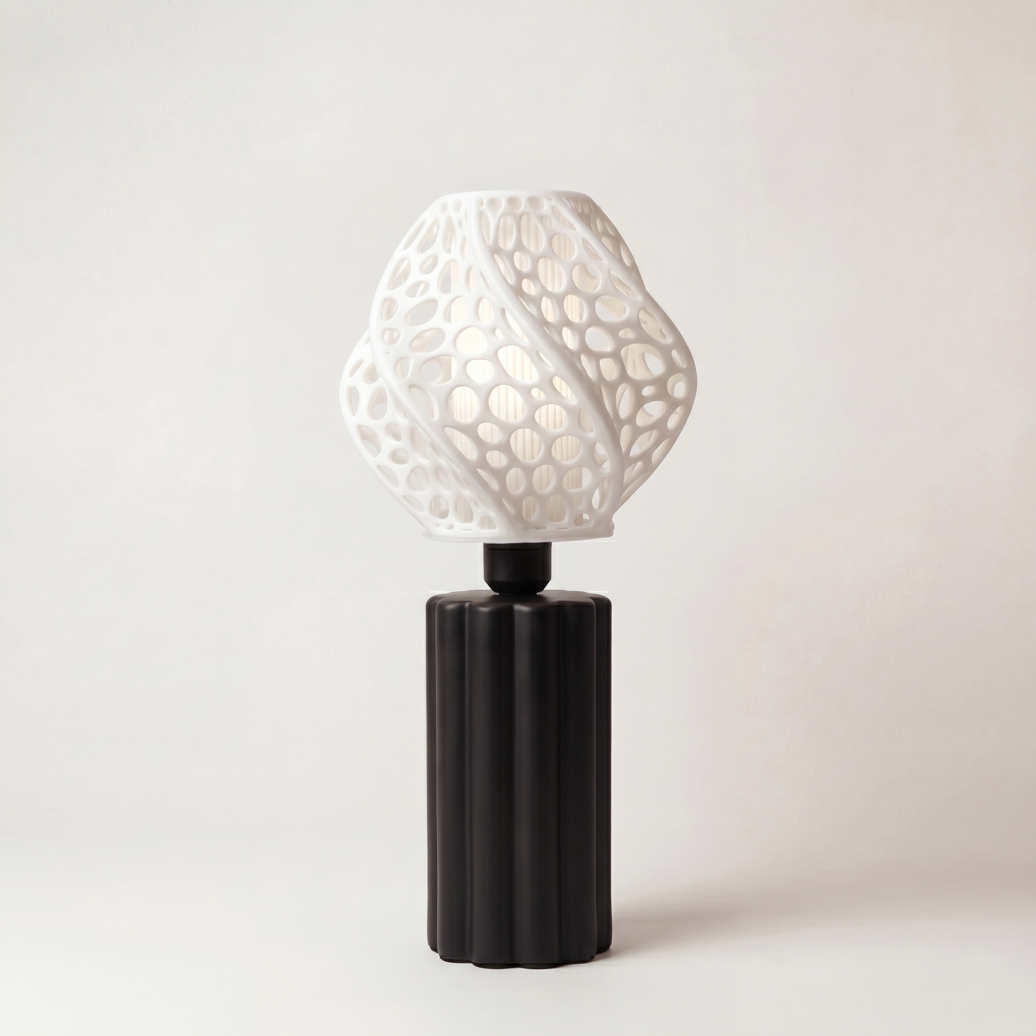 Fractis Table Lamp Series